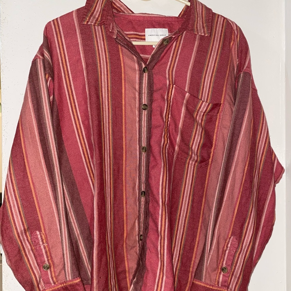 Women’s medium American eagle button shirt
